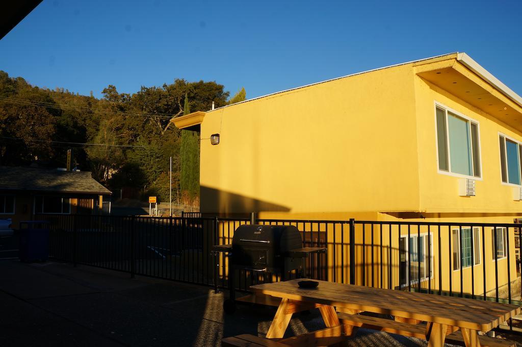 Lake Marina Inn Clearlake Oaks Zewnętrze zdjęcie